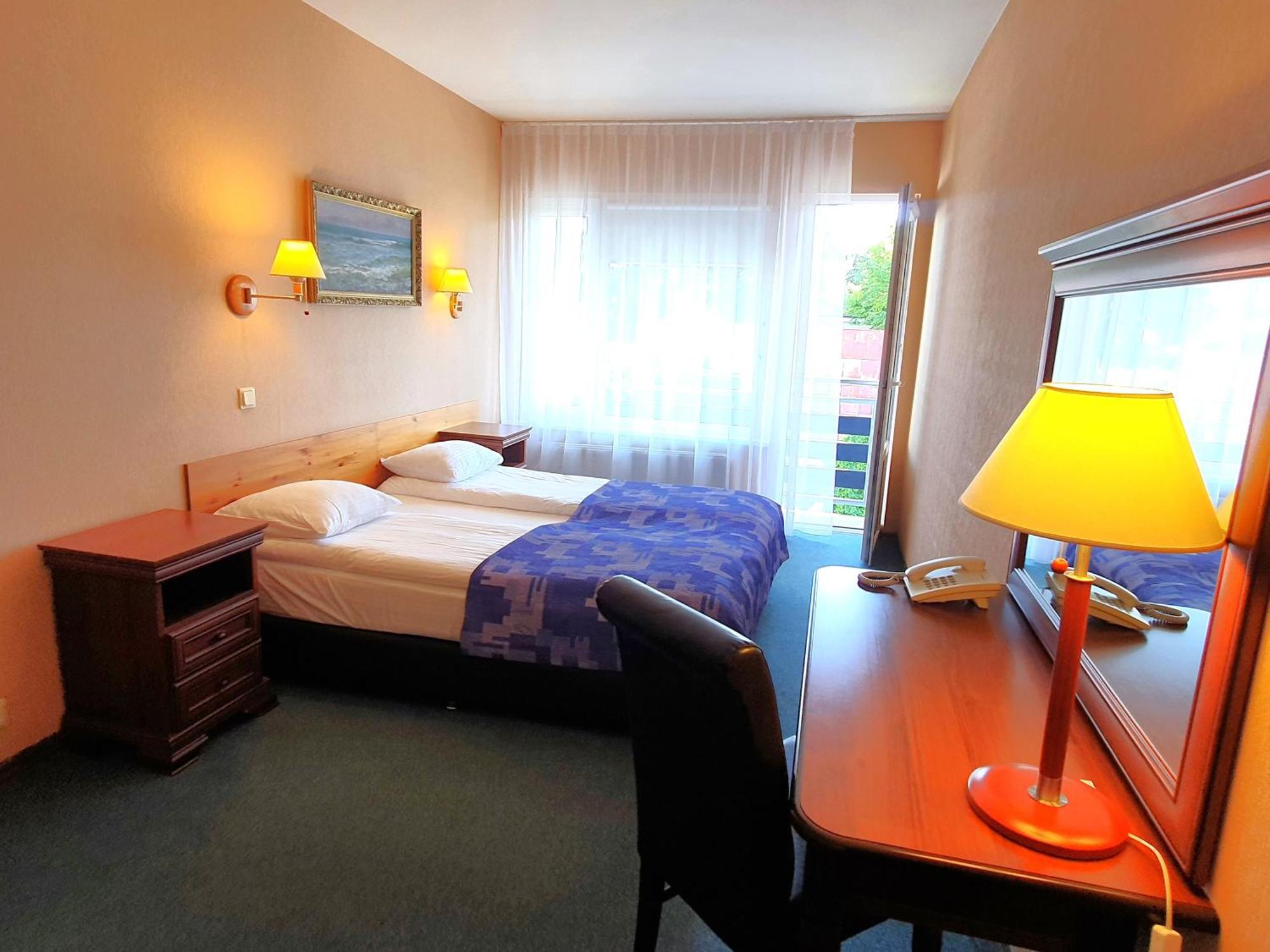 Good Stay Eiropa Hotel Economy Jūrkalne 客房 照片