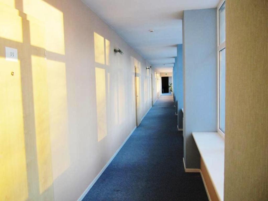 Good Stay Eiropa Hotel Economy Jūrkalne 外观 照片